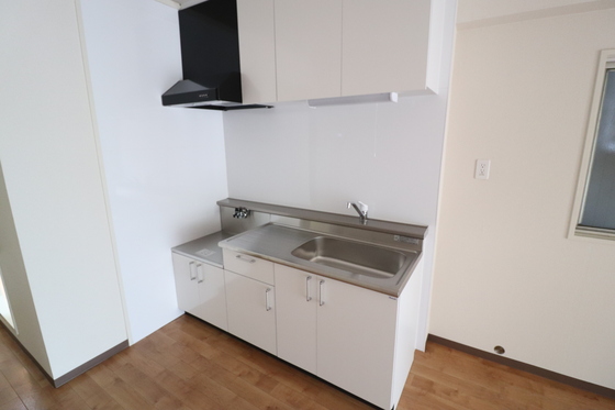 キッチン　※別部屋の写真です