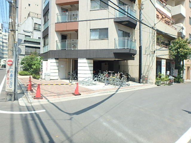 その他共有部分　駐車場