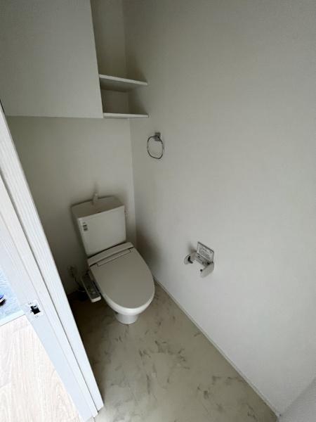 トイレ　ウォシュレット完備