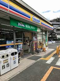 コンビニ　ミニストップ 大津石山寺3丁目店（コンビニ）まで258m