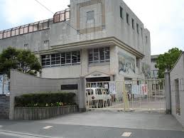 中学校　福岡市立原北中学校（中学校）まで520m