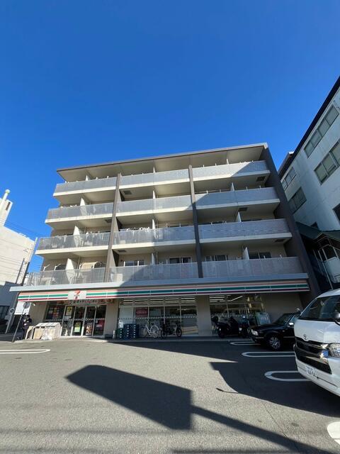 建物外観　?