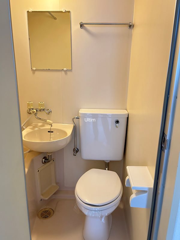 トイレ　別の部屋の写真