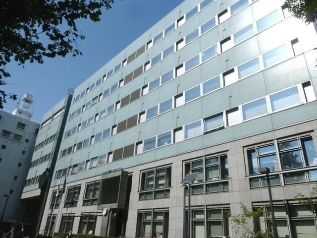 役所　杉並区役所（役所）まで114m