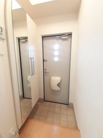 玄関　きれいな玄関です