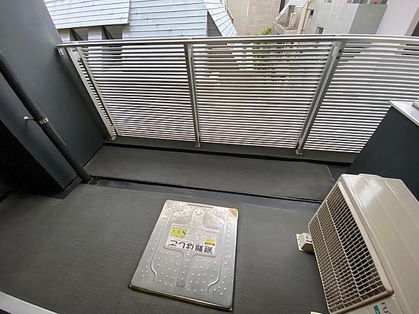 バルコニー　※別部屋の参考写真です。