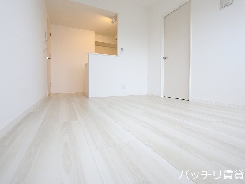 居室・リビング　※同マンション別部屋写真のため、現状優先。