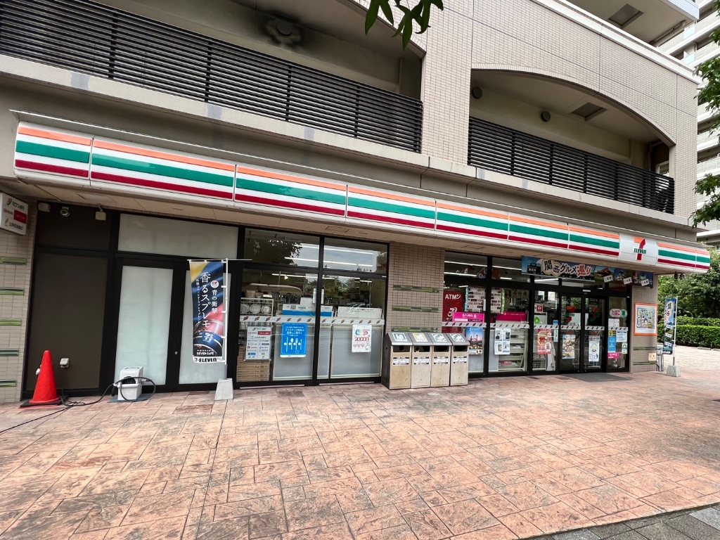 コンビニ　セブンイレブン 足立西新井栄町1丁目店（コンビニ）まで80m