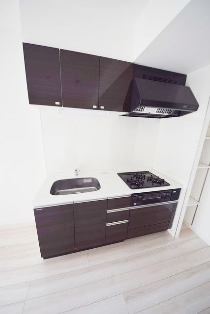 キッチン　写真は同タイプ住居です。