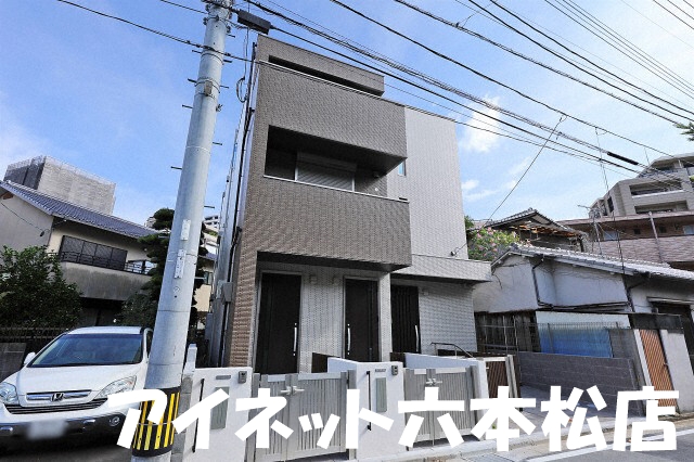 建物外観　最寄り駅まで徒歩9分圏内の人気物件