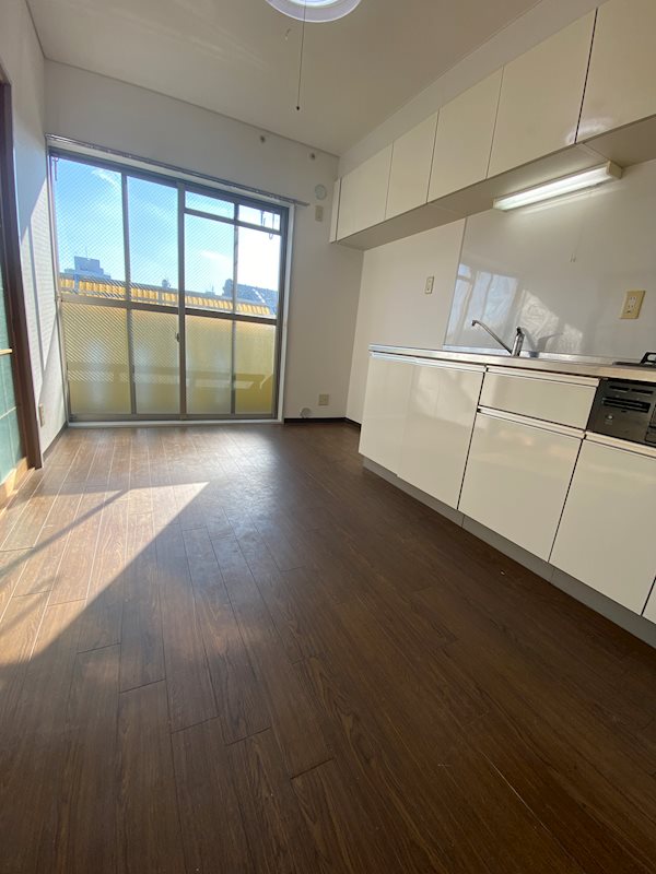 居室・リビング　※同タイプの他のお部屋です
