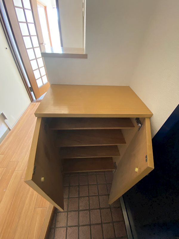 玄関　靴箱※同タイプの他のお部屋です