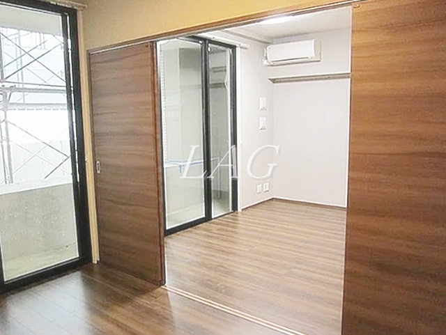 居室・リビング　洋室のお部屋です。