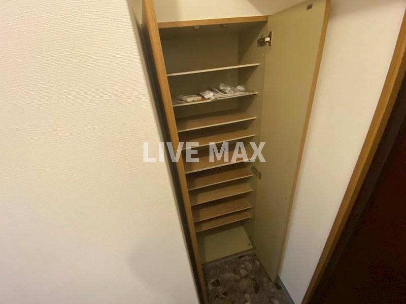 収納　※別部屋のお写真になります