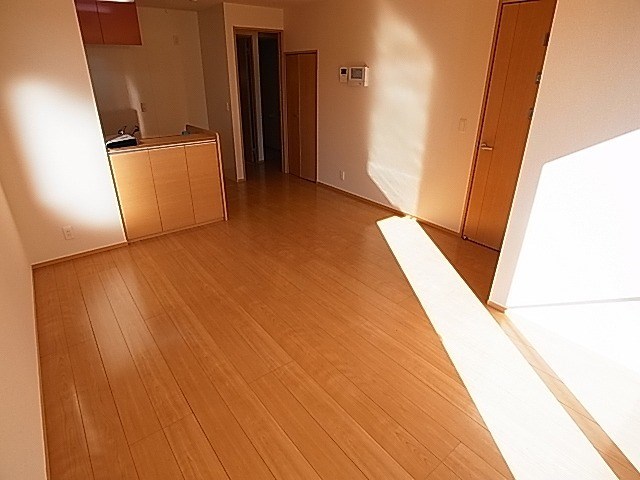 居室・リビング　別部屋