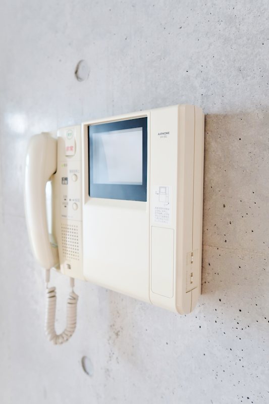 セキュリティ　モニター付インターホン