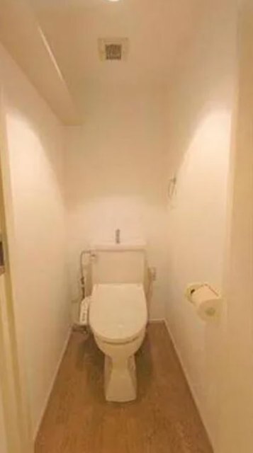 トイレ　※別部屋参考写真