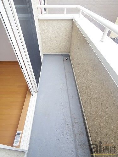 バルコニー　※同仕様写真