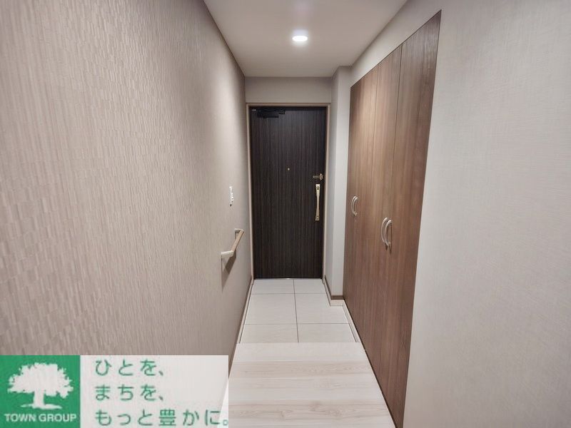 玄関　タウンハウジングレジデンス事業部　恵比寿店・赤坂店までお問…