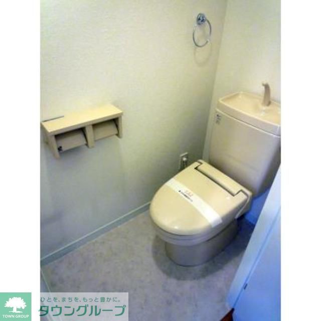 トイレ　※写真は同タイプ住戸です。