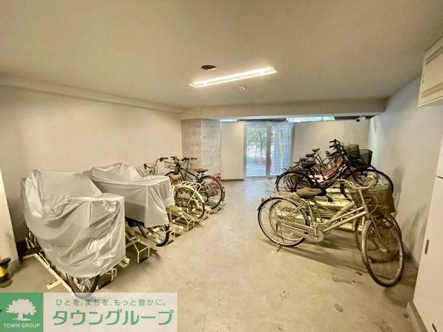 駐車場　駐輪場