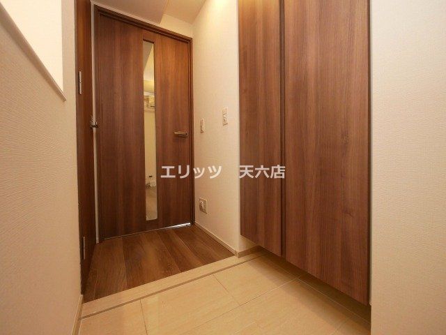 玄関　玄関