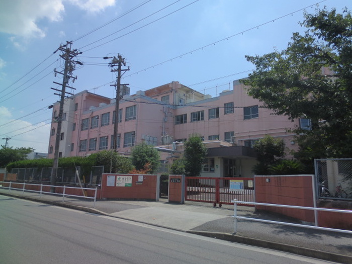 小学校　名古屋市立正保小学校（小学校）まで954m