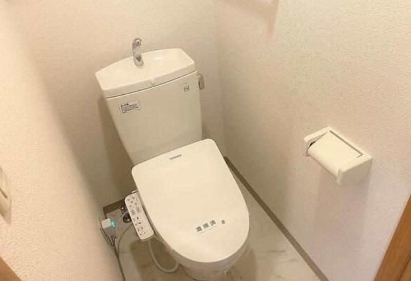 トイレ　トイレ