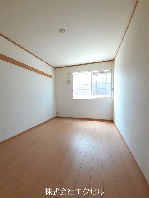 その他部屋・スペース　フローリングの室内です。