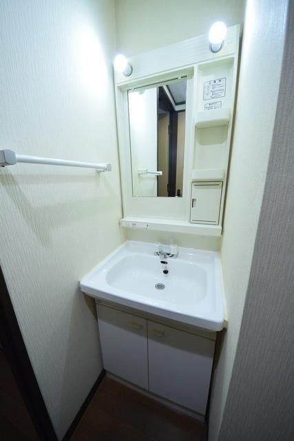 洗面設備　♪朝・晩の強い味方、独立洗面台！♪