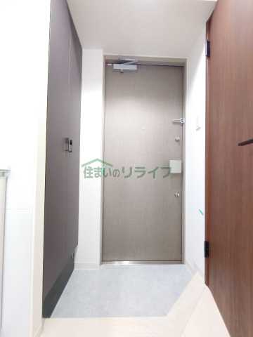 玄関　ルーセントK台東