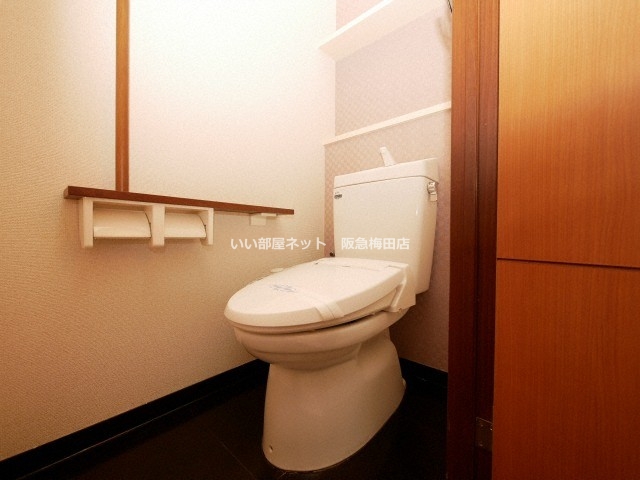 トイレ　※同仕様写真となります。