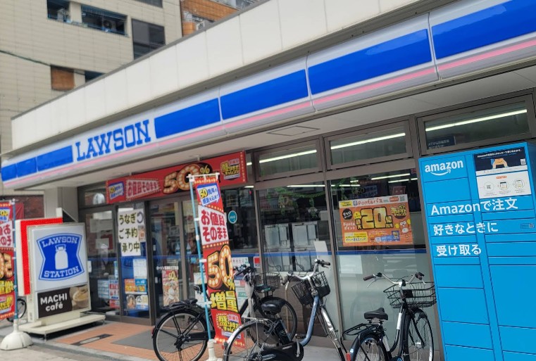 コンビニ　ローソン 瓦屋町三丁目店（コンビニ）まで85m