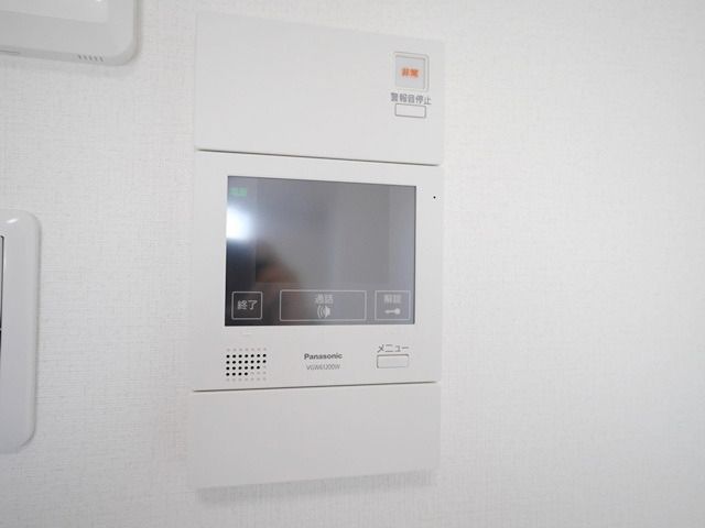 セキュリティ　★ＴＶモニターフォン付で防犯面も安心★