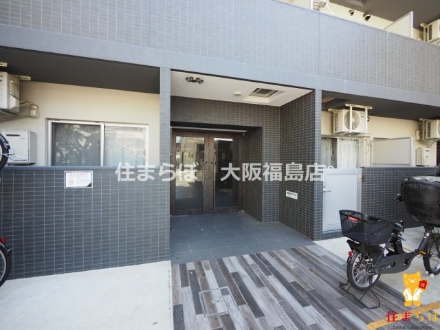エントランス　共用部の印象も大切に