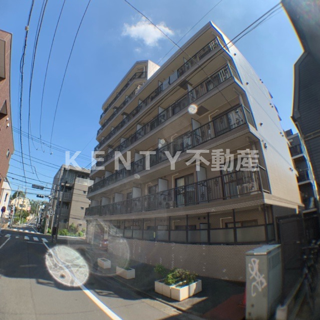 建物外観　外観は落ち着いています