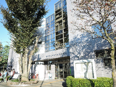図書館　府中市立片町図書館（図書館）まで481m