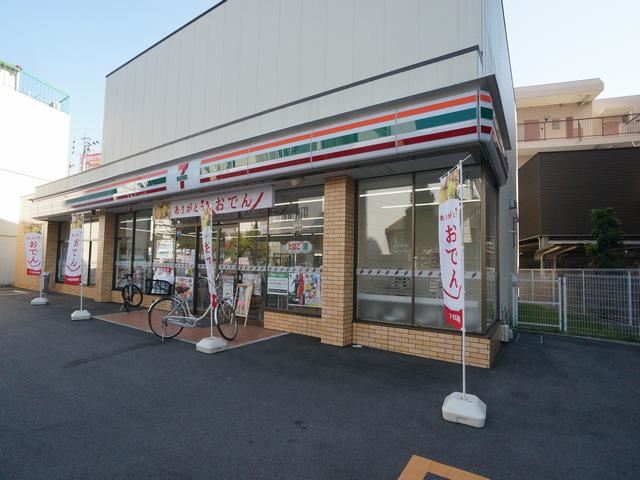 コンビニ　セブンイレブン（コンビニ）まで160m