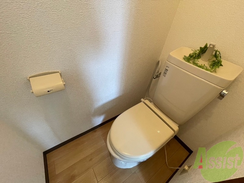 トイレ　トイレスペースも問題なく使用出来そうですね。