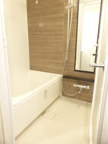 バス・シャワールーム　バス※別部屋参考写真