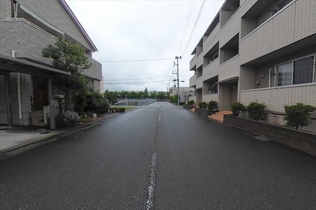 その他　前面道路（その他）まで0m