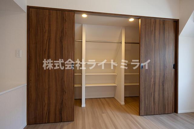 収納　※写真は同タイプ住戸です。?