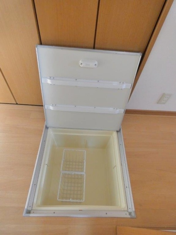 収納　図面と現状に相違がある場合には現状を優先