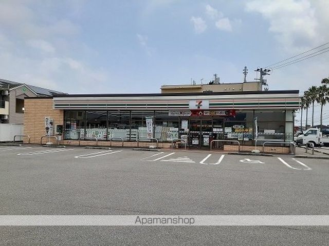 コンビニ　セブンイレブン桃の木店（コンビニ）まで400m