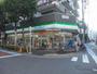コンビニ　ファミリーマート西葛西駅前店（コンビニ）まで101m