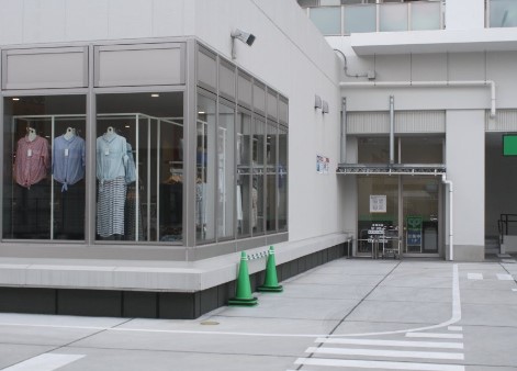 ショッピングセンター　コルモピア東中野店（ショッピングセンター）まで504m