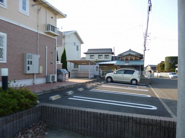 駐車場　カースペースがあります
