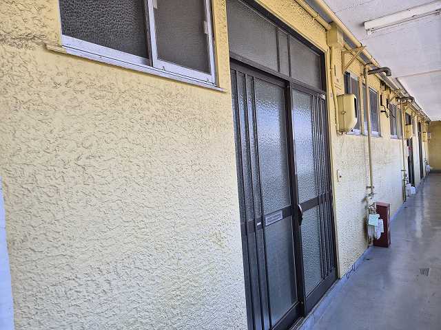 沢マンションの玄関写真