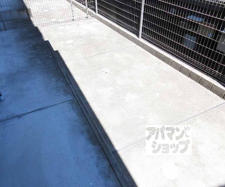 バルコニー　広いテラスです。