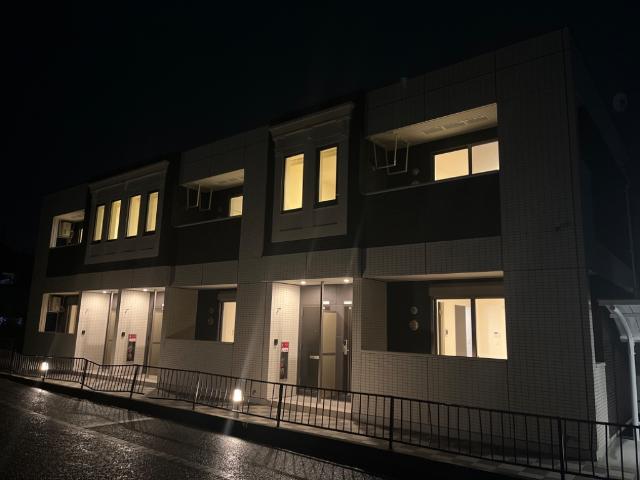 建物外観　外観写真（夜）